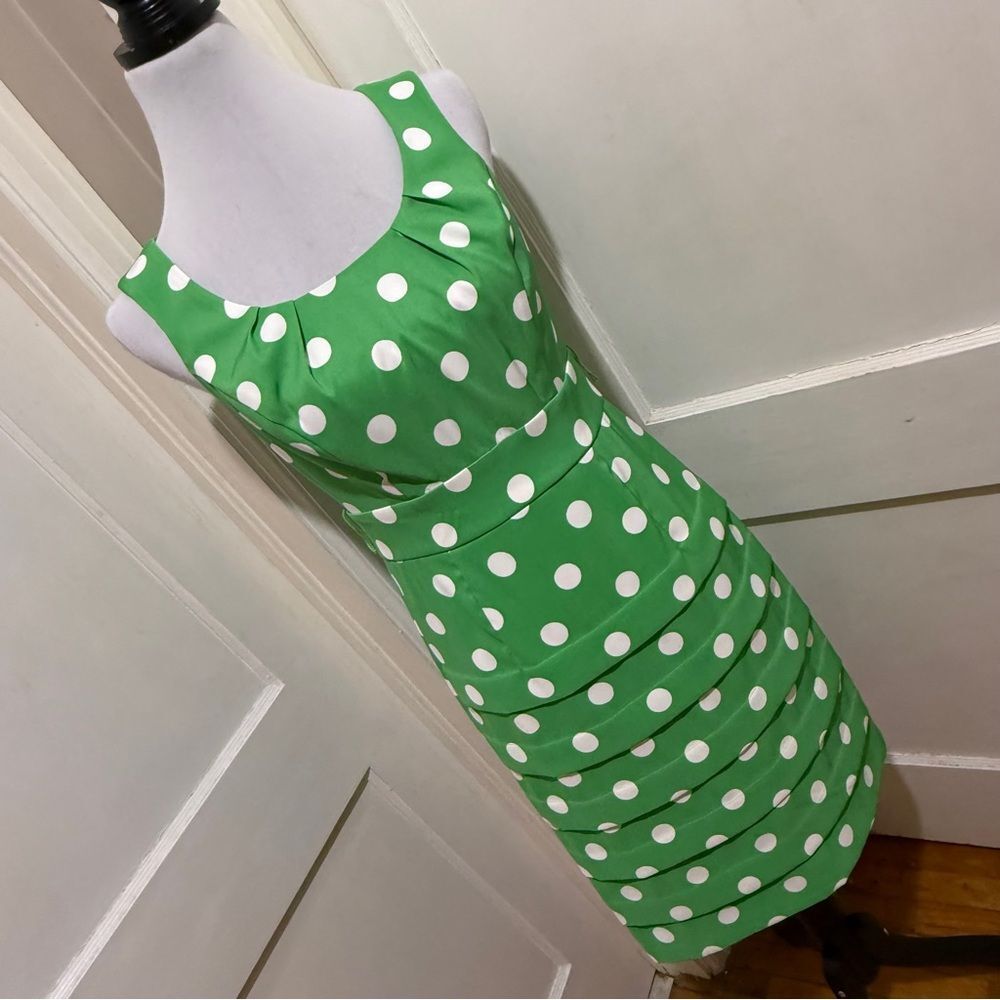 Roz & Ali Green Midi Dress with White Dots